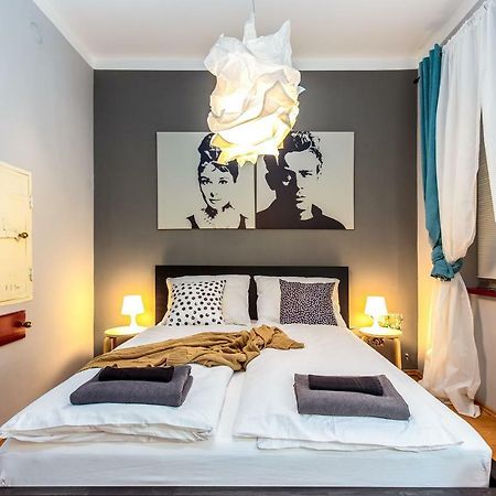 غييكا Apartment Dolac In Center Of Town المظهر الخارجي الصورة